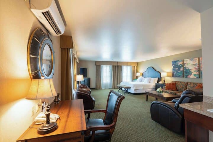 Room 11 of 54
