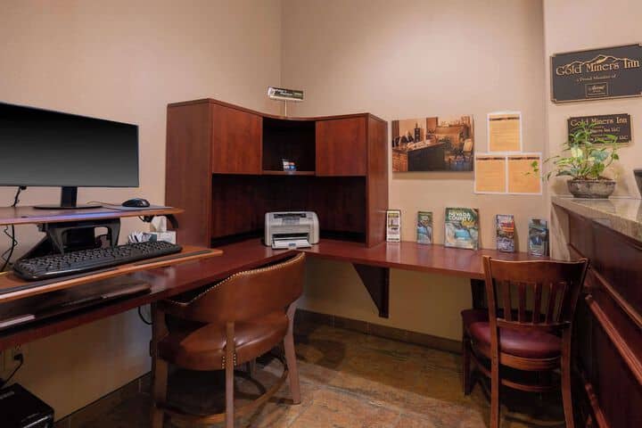 Business Center 49 of 54